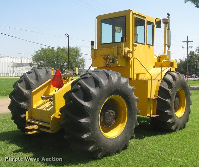 image for item DC1256 1969 Rayes Commander 1200 4WD tractor