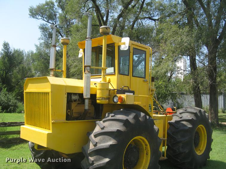 image for item DC1256 1969 Rayes Commander 1200 4WD tractor