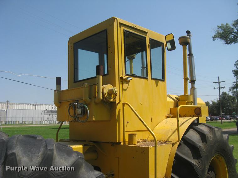 image for item DC1256 1969 Rayes Commander 1200 4WD tractor