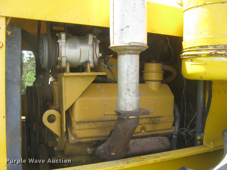 image for item DC1256 1969 Rayes Commander 1200 4WD tractor