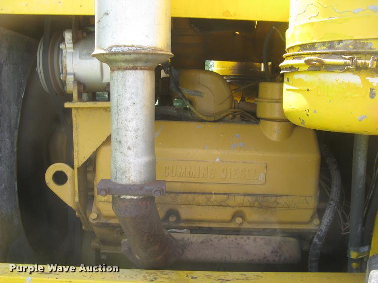 image for item DC1256 1969 Rayes Commander 1200 4WD tractor