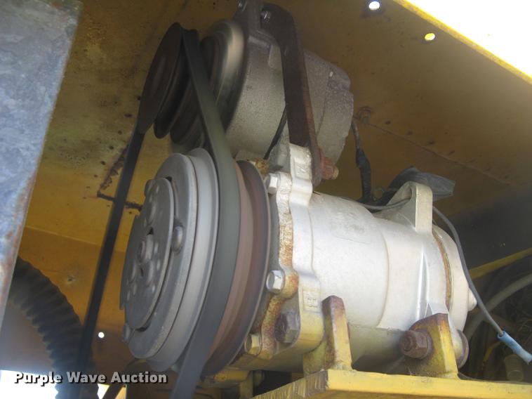 image for item DC1256 1969 Rayes Commander 1200 4WD tractor