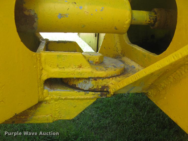 image for item DC1256 1969 Rayes Commander 1200 4WD tractor