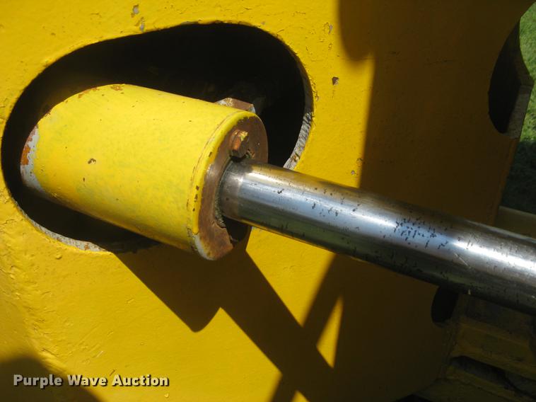 image for item DC1256 1969 Rayes Commander 1200 4WD tractor