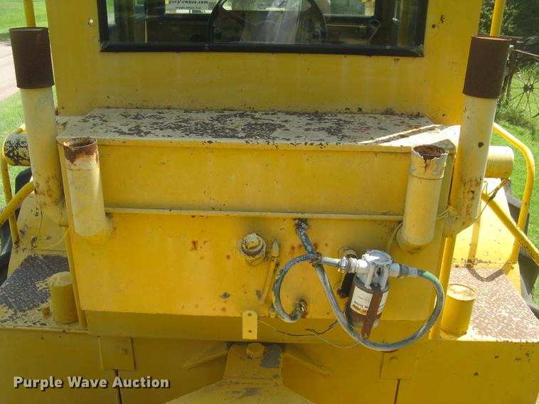 image for item DC1256 1969 Rayes Commander 1200 4WD tractor