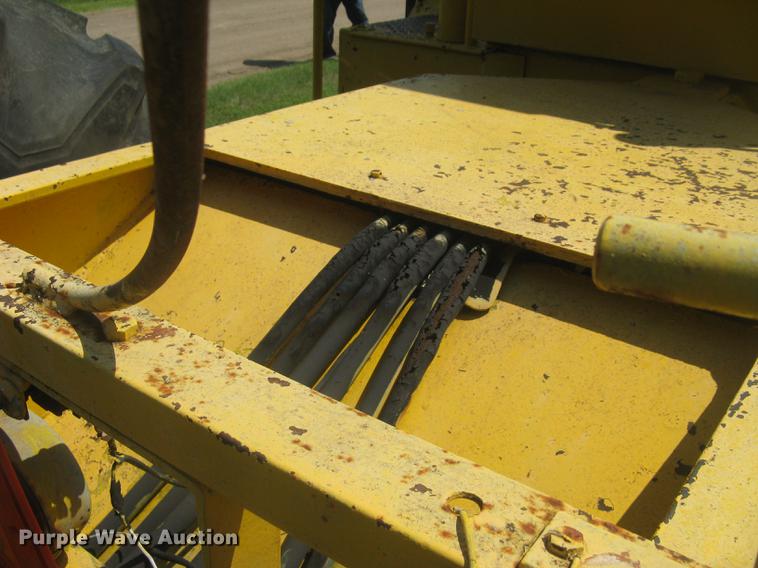 image for item DC1256 1969 Rayes Commander 1200 4WD tractor