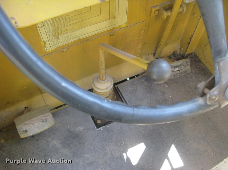 image for item DC1256 1969 Rayes Commander 1200 4WD tractor