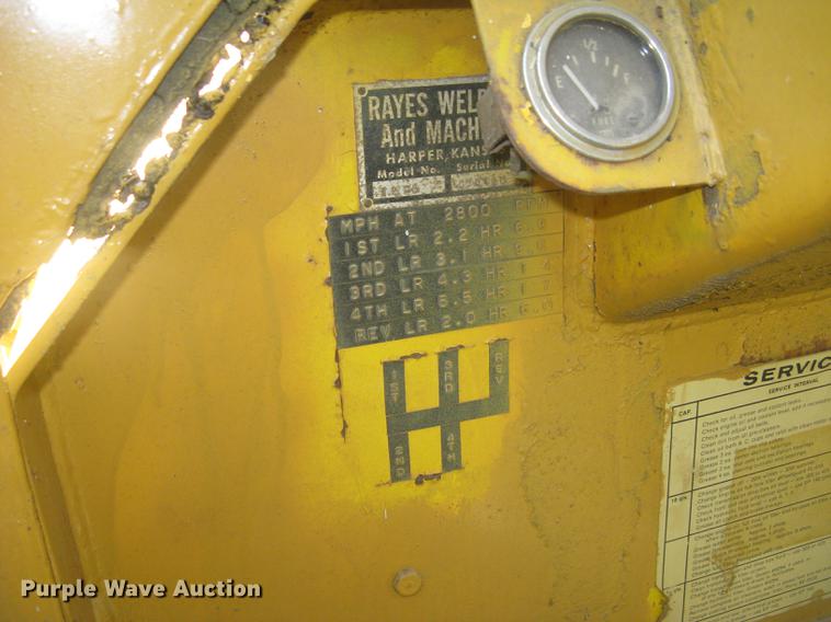 image for item DC1256 1969 Rayes Commander 1200 4WD tractor