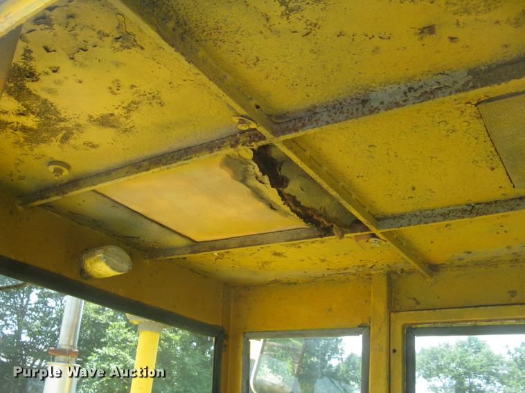 image for item DC1256 1969 Rayes Commander 1200 4WD tractor