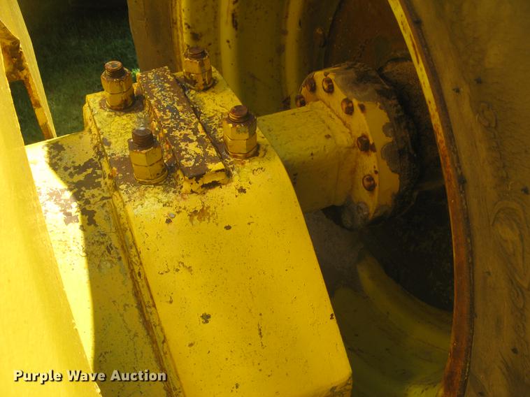 image for item DC1256 1969 Rayes Commander 1200 4WD tractor