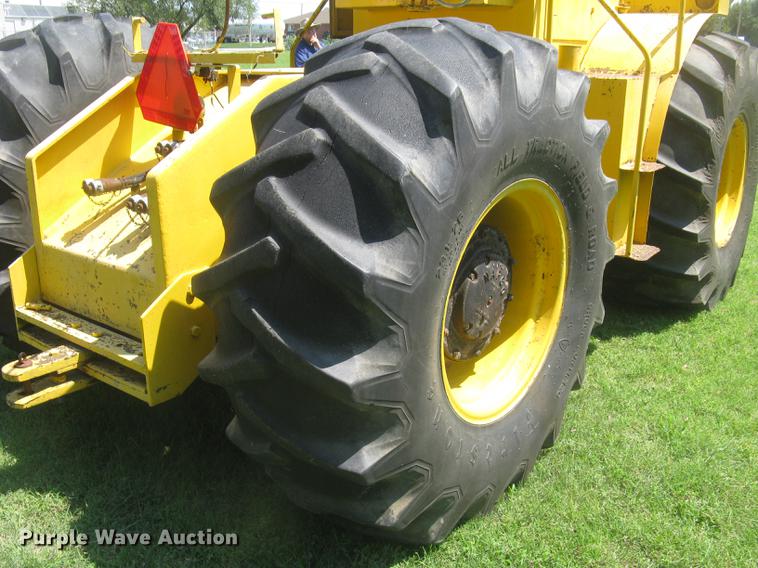 image for item DC1256 1969 Rayes Commander 1200 4WD tractor