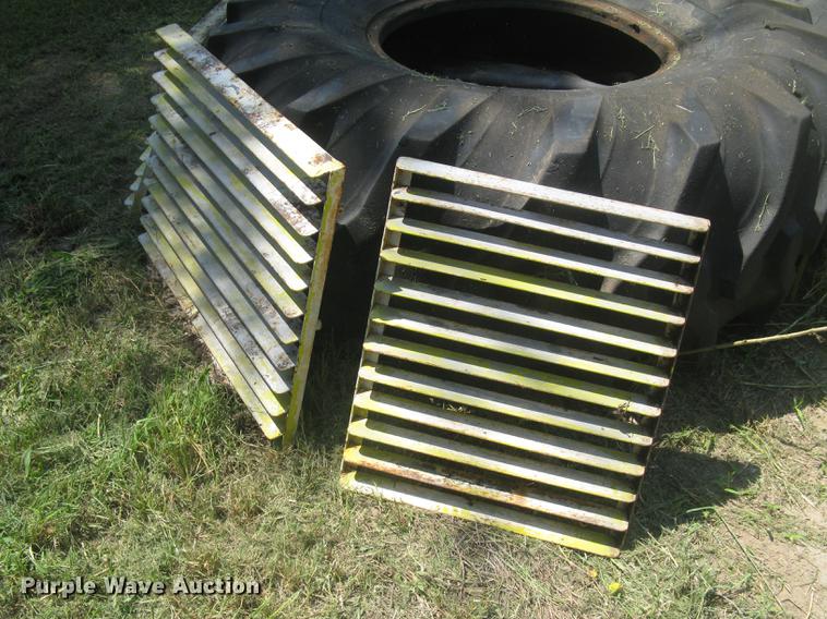 image for item DC1256 1969 Rayes Commander 1200 4WD tractor