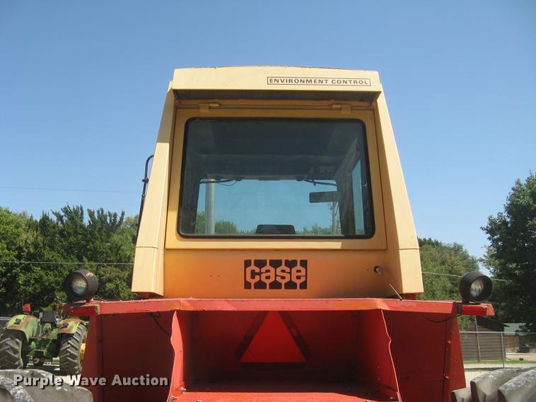 image for item DC1292 Case 2470 Traction King 4WD tractor