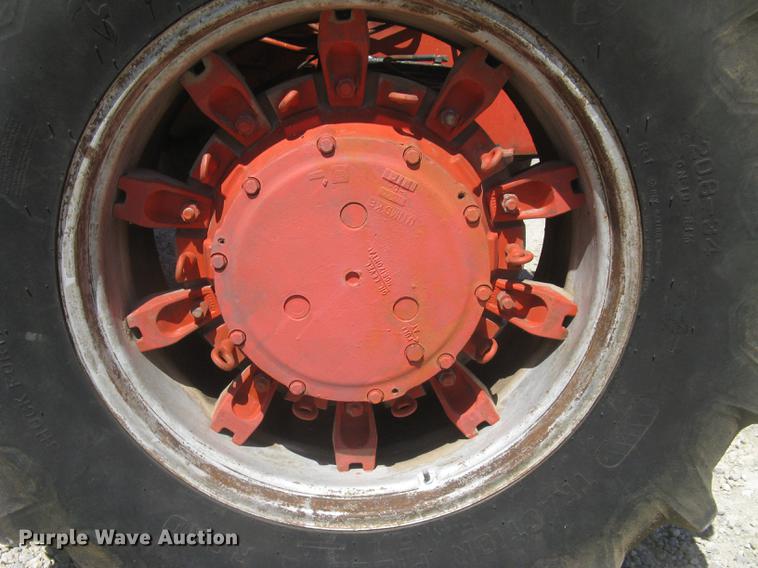 image for item DC1292 Case 2470 Traction King 4WD tractor