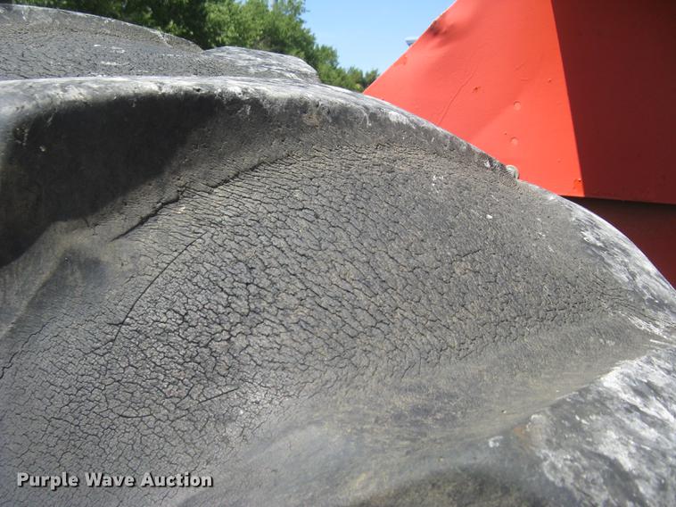 image for item DC1292 Case 2470 Traction King 4WD tractor