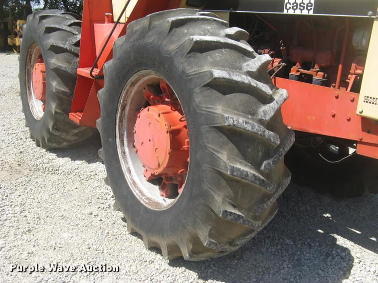 image for item DC1292 Case 2470 Traction King 4WD tractor