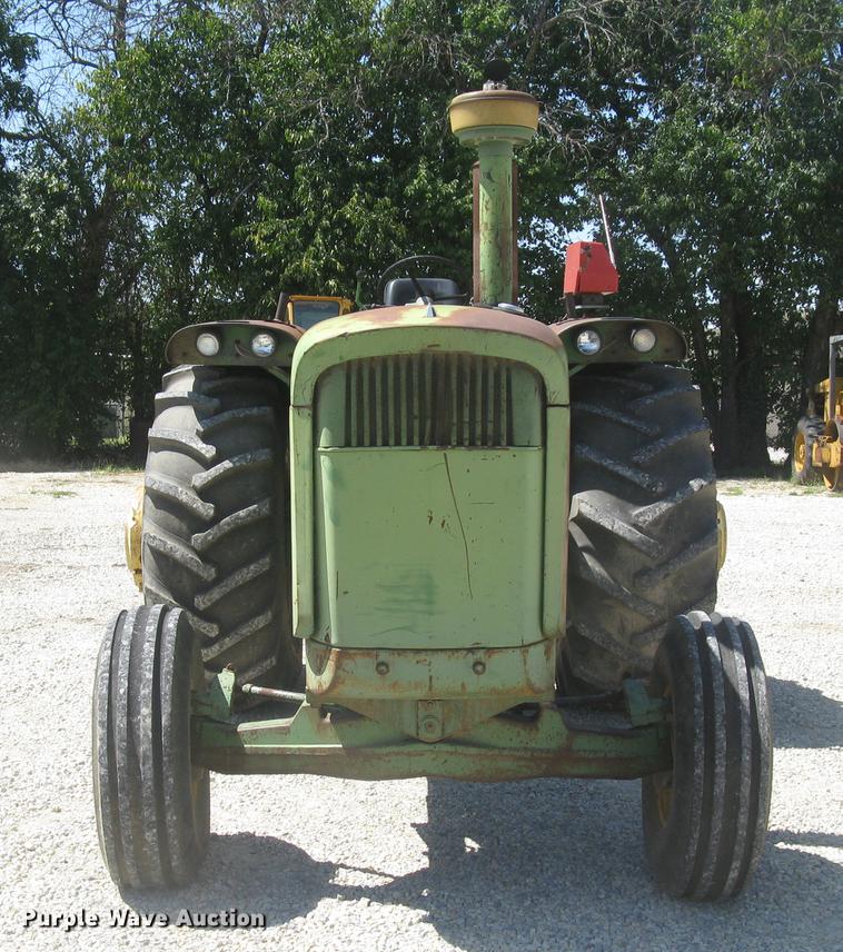 image for item DC1294 John Deere 5010 tractor