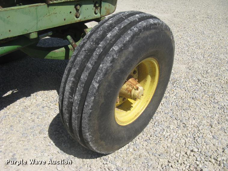 image for item DC1294 John Deere 5010 tractor