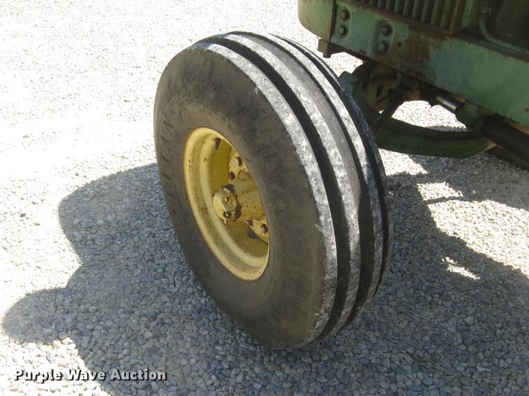 image for item DC1294 John Deere 5010 tractor