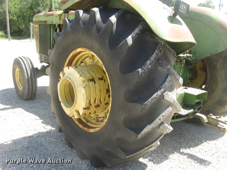 image for item DC1294 John Deere 5010 tractor