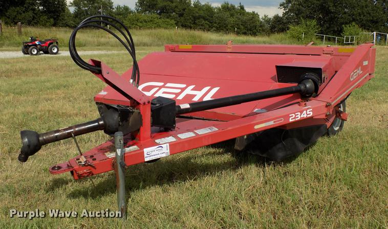 image for item DD3451 Gehl 2345 windrower