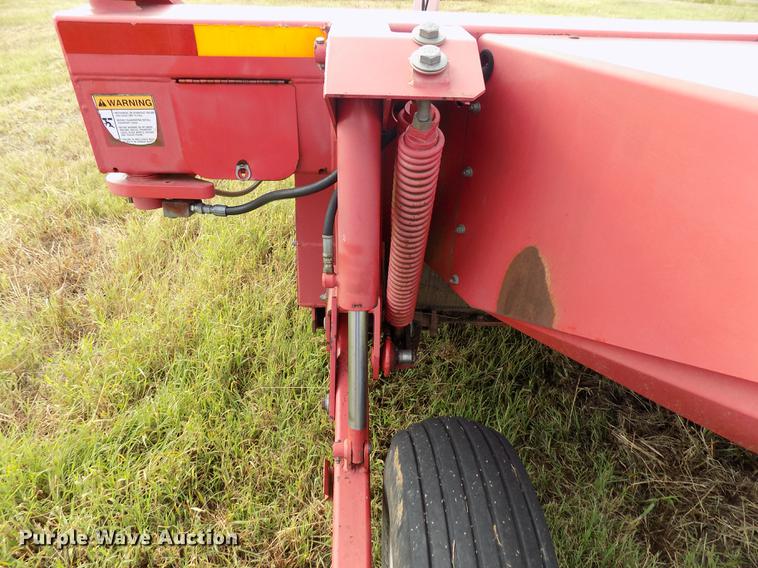 image for item DD3451 Gehl 2345 windrower