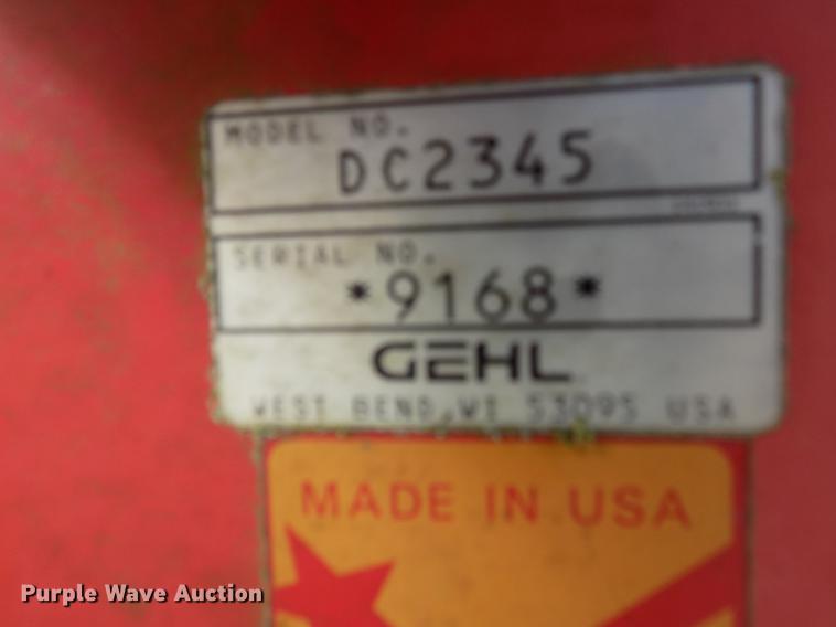 image for item DD3451 Gehl 2345 windrower
