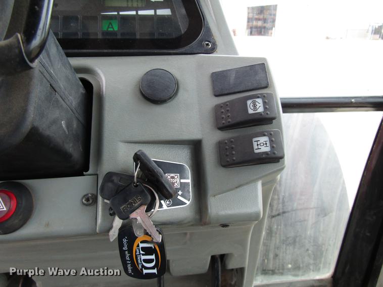 image for item DD4291 Massey-Ferguson 6170 MFWD tractor