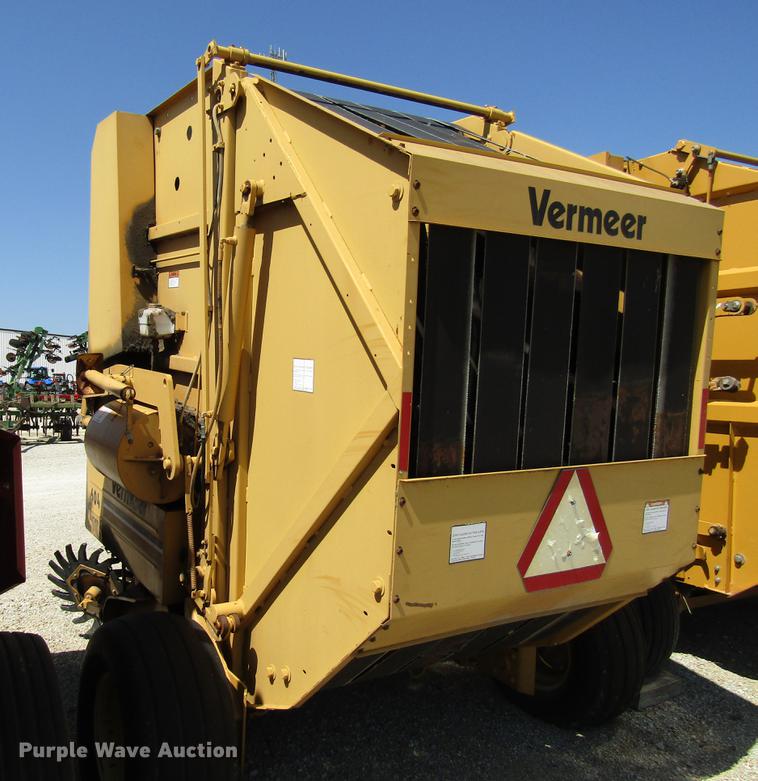 image for item DD6422 1991 Vermeer 604 Super J round baler