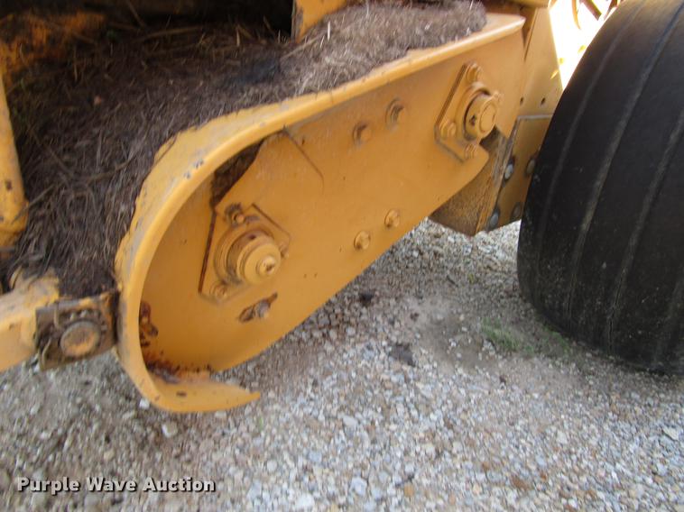 image for item DD6422 1991 Vermeer 604 Super J round baler