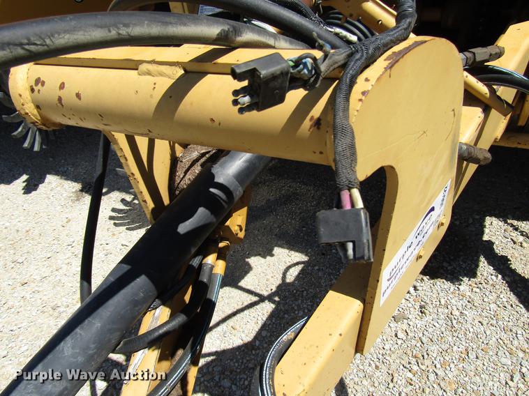 image for item DD6422 1991 Vermeer 604 Super J round baler