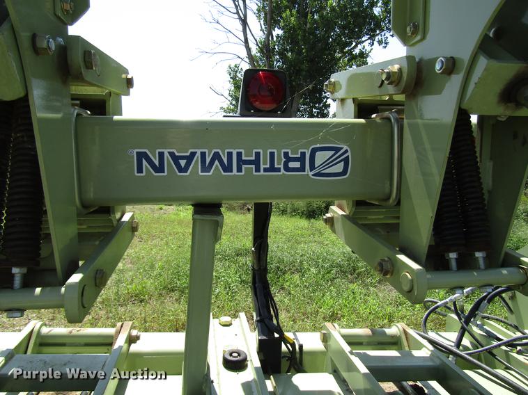 image for item DD6425 2016 Orthman 8315 row crop cultivator