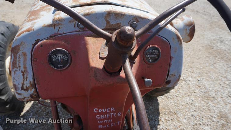 image for item DD6426 Ford 8N tractor