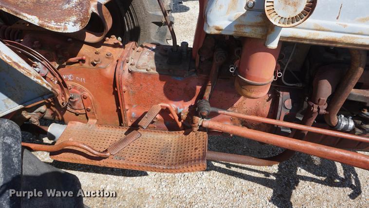 image for item DD6426 Ford 8N tractor