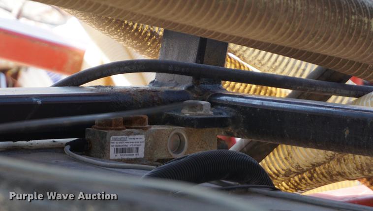 image for item DD6427 2012 Case IH 950 strip-till applicator