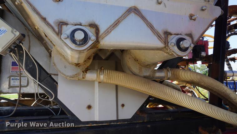 image for item DD6427 2012 Case IH 950 strip-till applicator