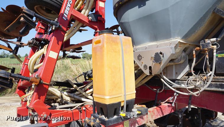 image for item DD6427 2012 Case IH 950 strip-till applicator