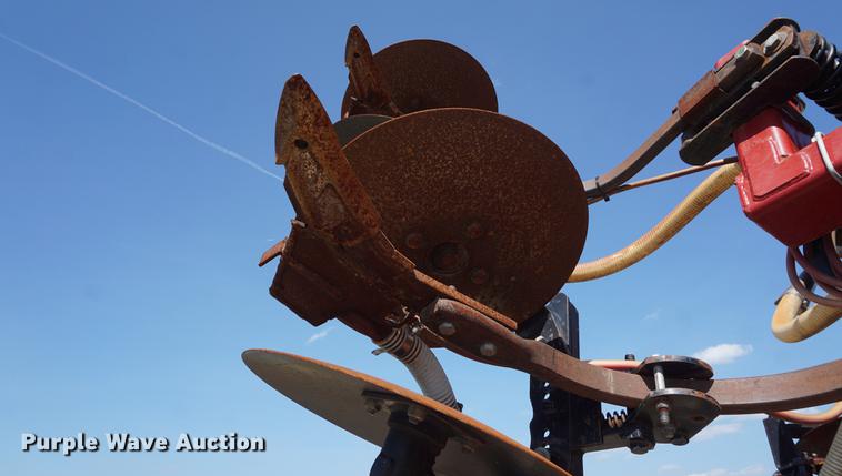 image for item DD6427 2012 Case IH 950 strip-till applicator