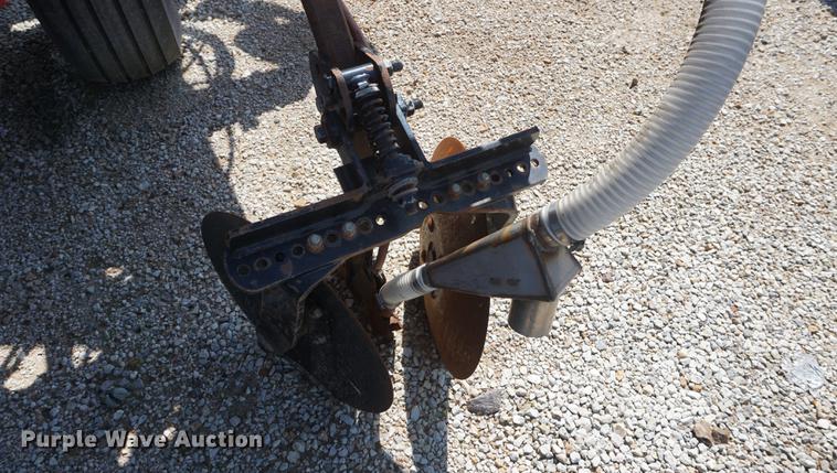 image for item DD6427 2012 Case IH 950 strip-till applicator