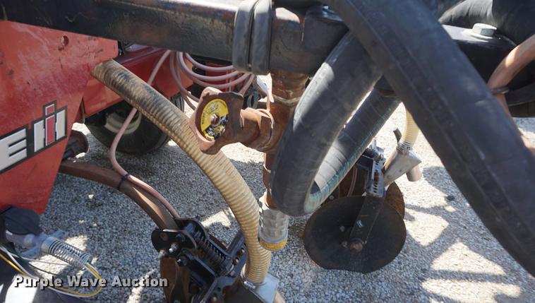 image for item DD6427 2012 Case IH 950 strip-till applicator