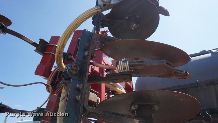 image for item DD6427 2012 Case IH 950 strip-till applicator
