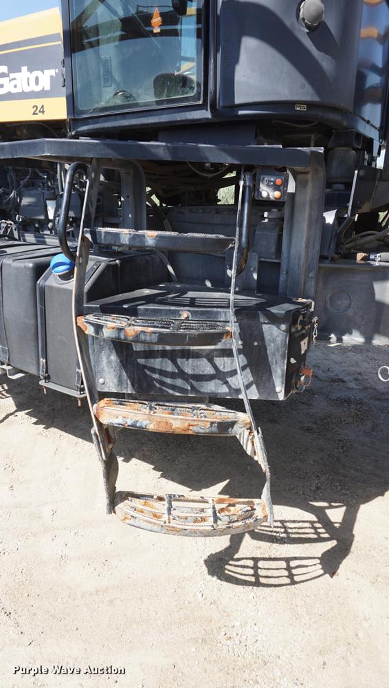 image for item DD6430 2012 Ag-Chem TerraGator TG7300 sprayer