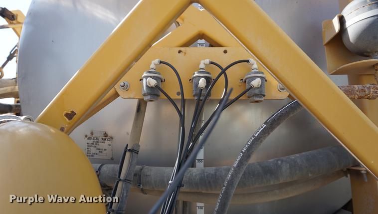 image for item DD6430 2012 Ag-Chem TerraGator TG7300 sprayer