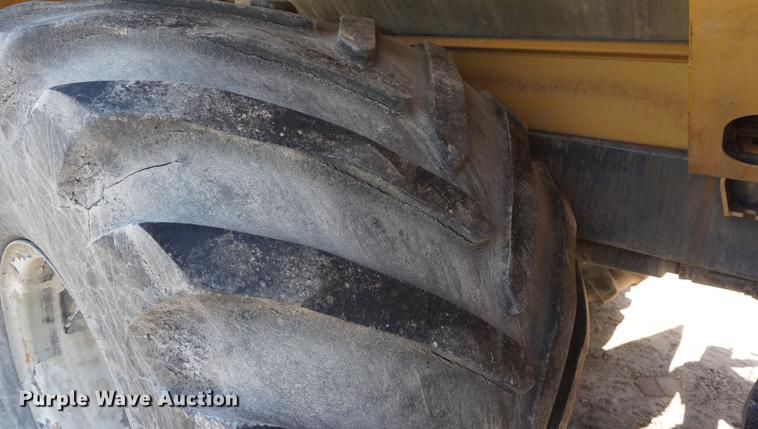 image for item DD6430 2012 Ag-Chem TerraGator TG7300 sprayer