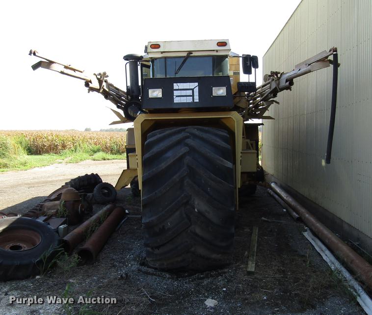 image for item DD6431 1997 Ag-Chem TerraGator 1903 applicator