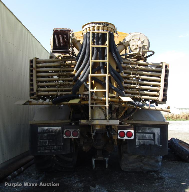 image for item DD6431 1997 Ag-Chem TerraGator 1903 applicator