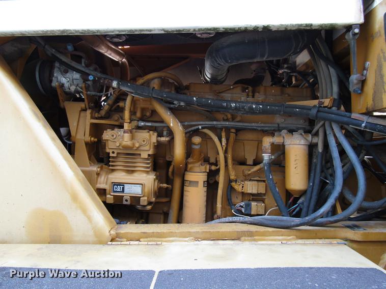 image for item DD6431 1997 Ag-Chem TerraGator 1903 applicator