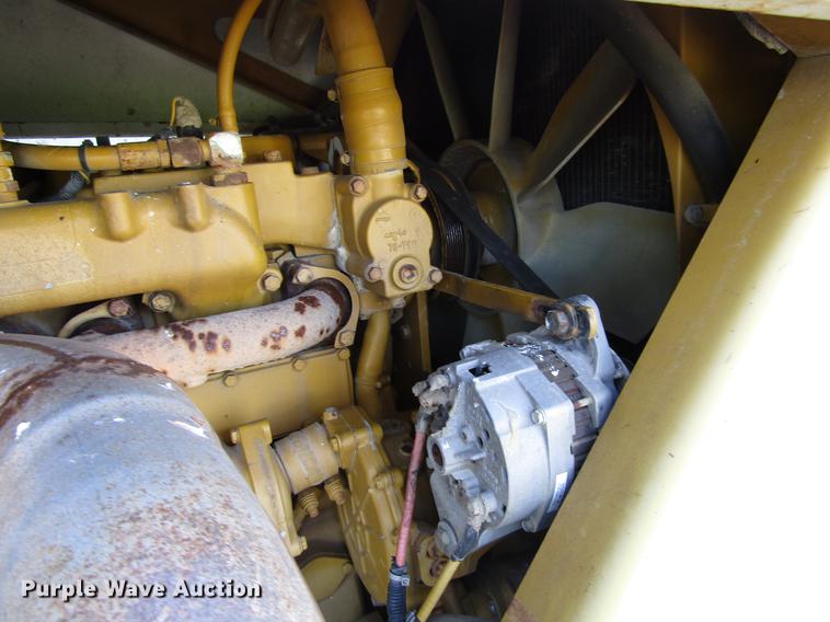 image for item DD6431 1997 Ag-Chem TerraGator 1903 applicator