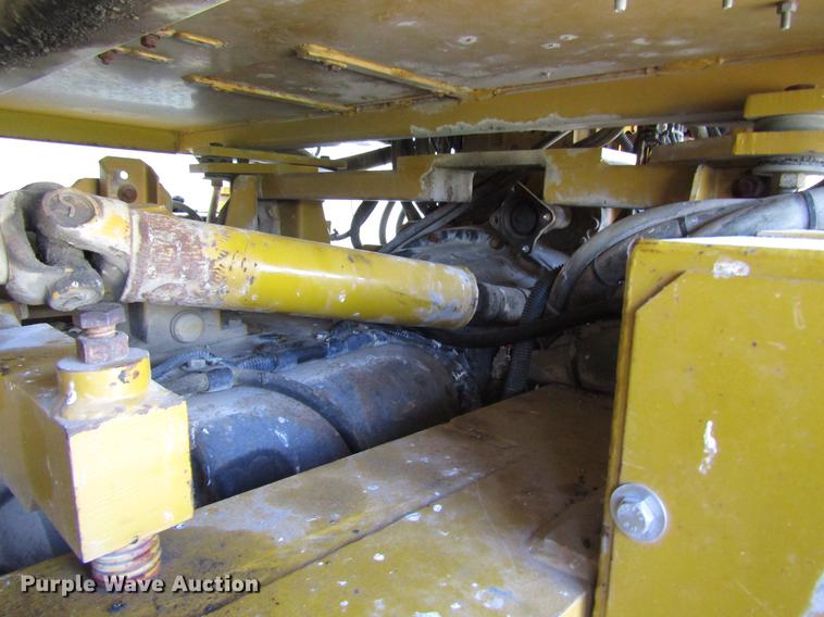 image for item DD6431 1997 Ag-Chem TerraGator 1903 applicator