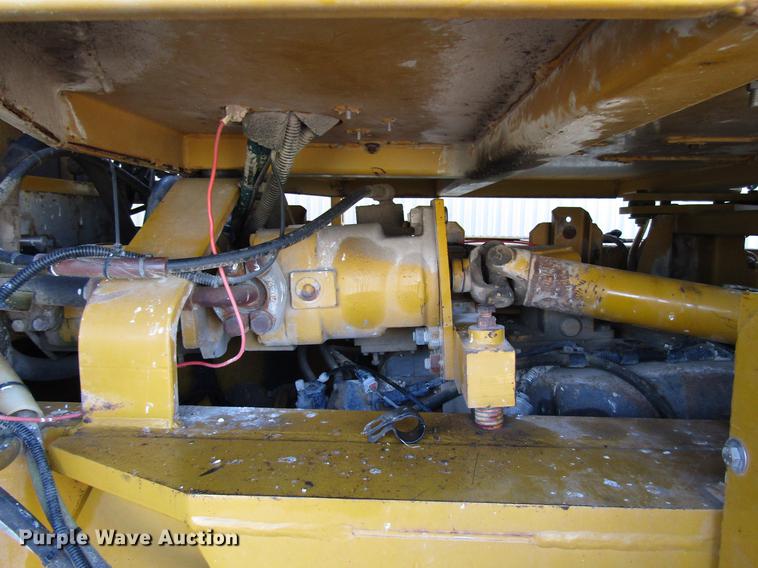 image for item DD6431 1997 Ag-Chem TerraGator 1903 applicator